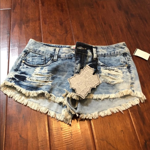 Hot Kiss Pants - NWT Ripped Shorts by Hot Kiss Sz 5